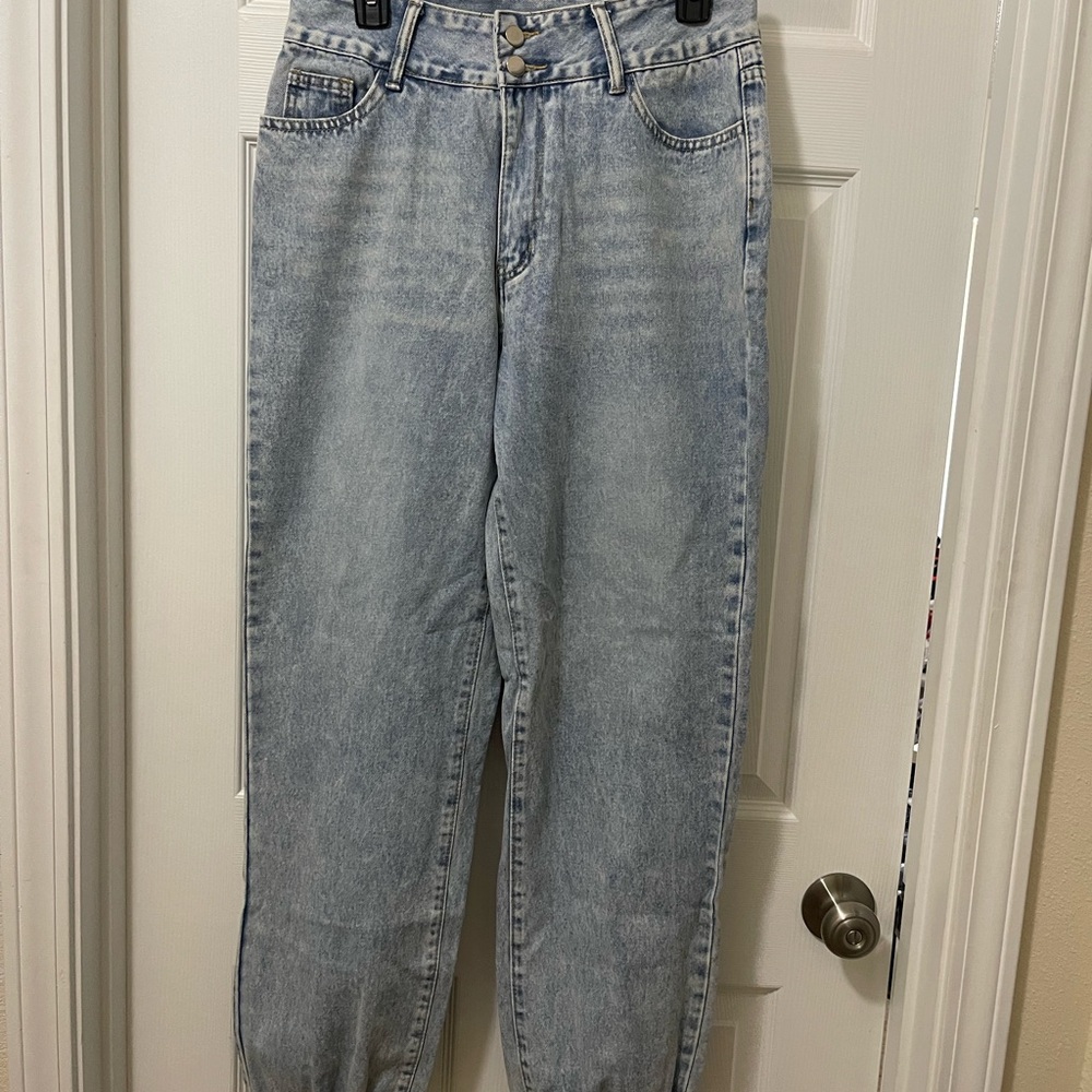 SHEIN Light Blue Jogger Jeans